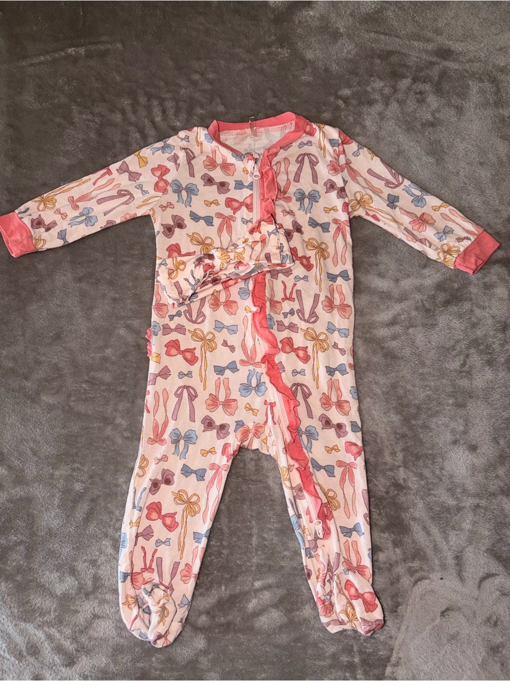 Milkberry bow footie 3-6M